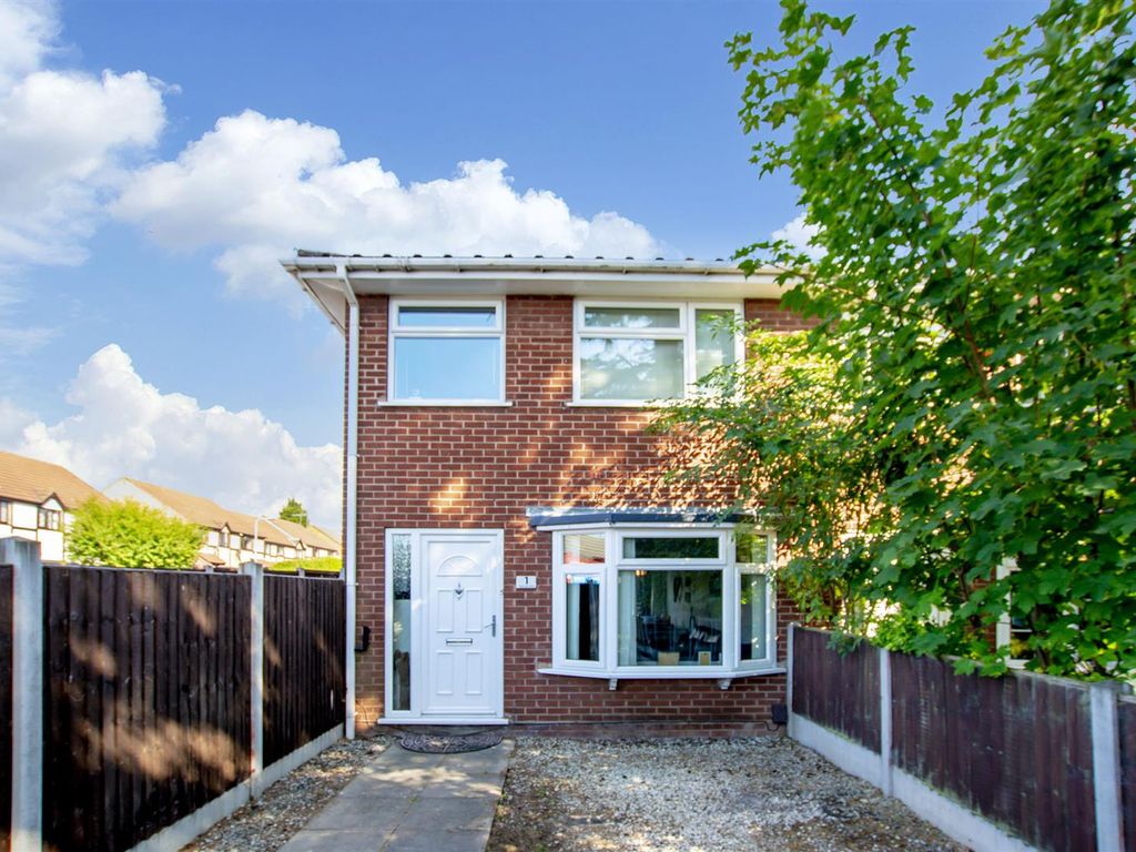 3 bed town house for sale in Broad Oak Drive, Stapleford, Nottingham