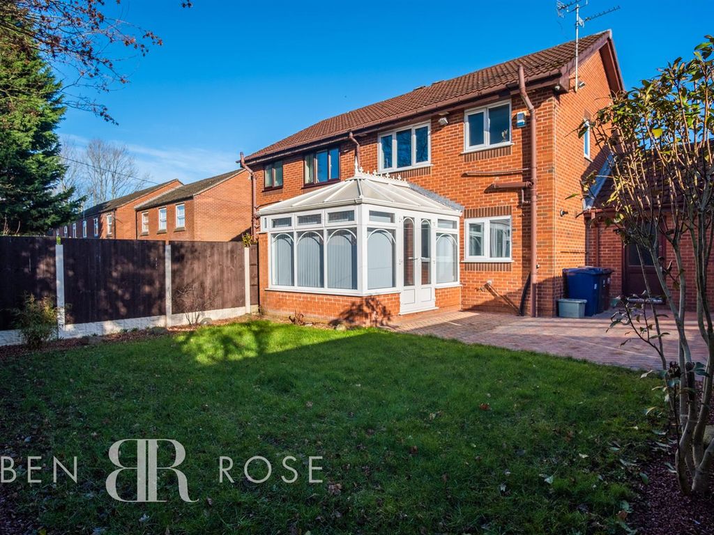 3 bed semidetached house for sale in Slater Lane, Leyland PR26 Zoopla