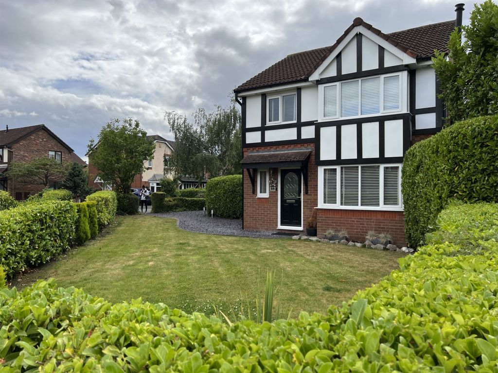3 bed detached house for sale in Matlock Close, Warrington WA5 Zoopla
