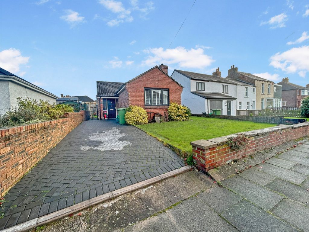 2 bed bungalow for sale in Criffel Road, Carlisle CA2, £180,000 Zoopla