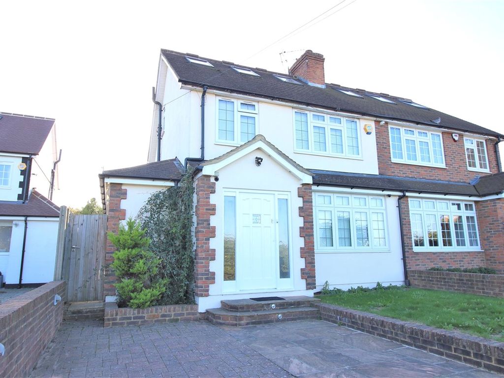 4 bed semidetached house for sale in Hilfield Lane, Aldenham, Watford