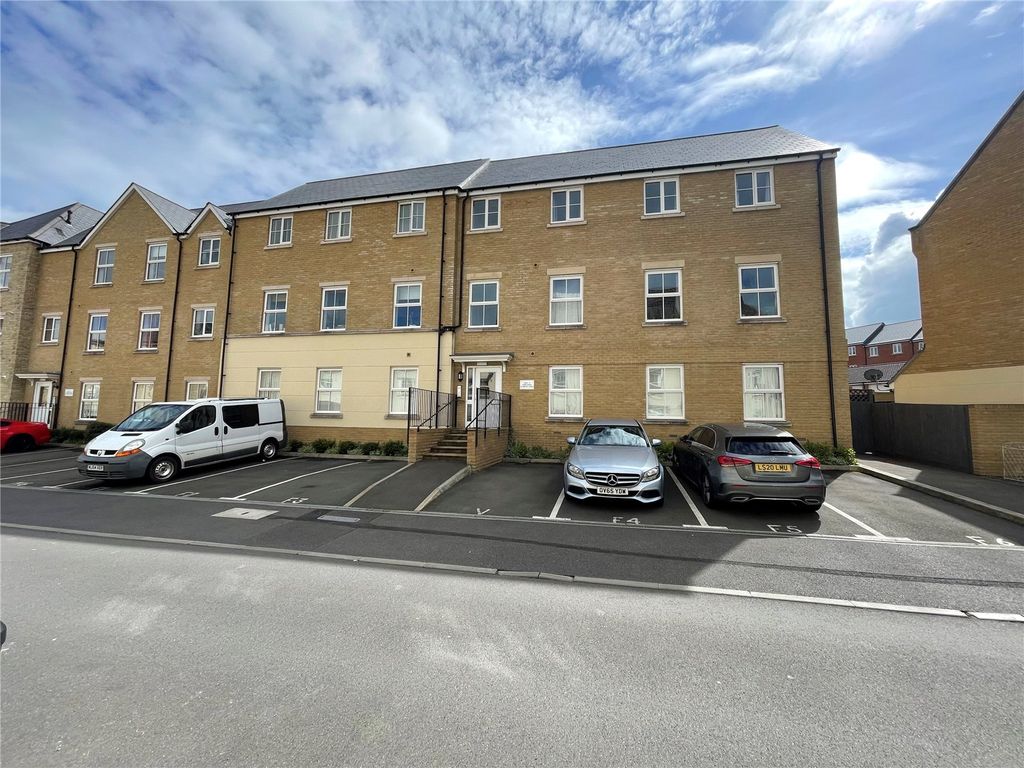 2 bed flat for sale in Truscott Avenue, Redhouse, Swindon, Wiltshire