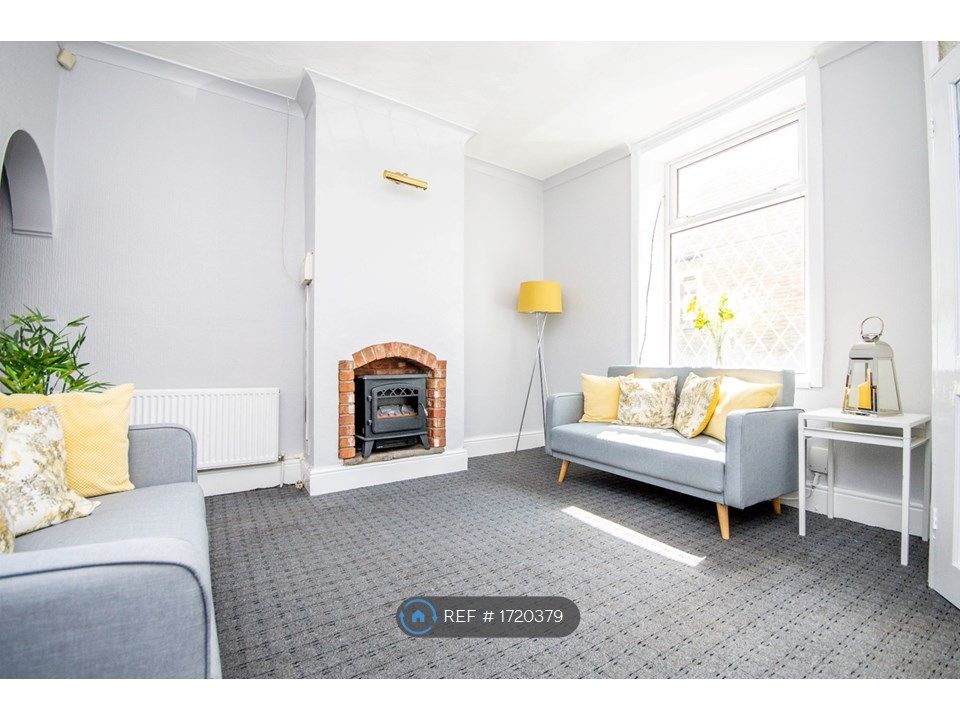 2 bed terraced house to rent in Queensberry Road, Burnley BB11 Zoopla