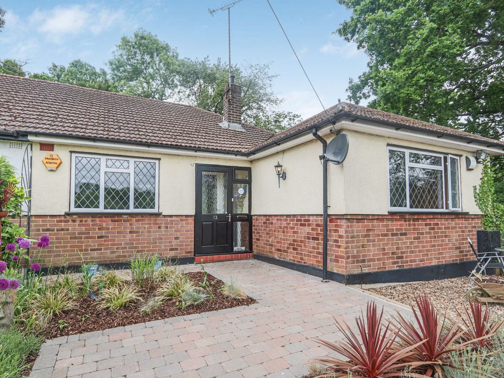 3 bed semidetached bungalow for sale in Rydons Wood Close, Old