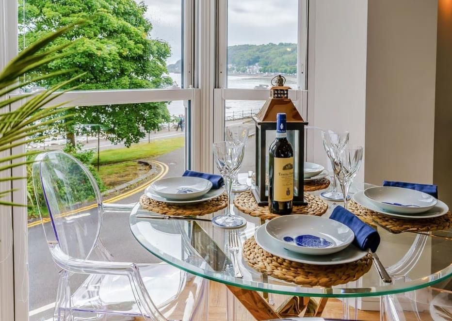 2 bed property to rent in Mumbles Road, Mumbles, Swansea SA3, £1,995