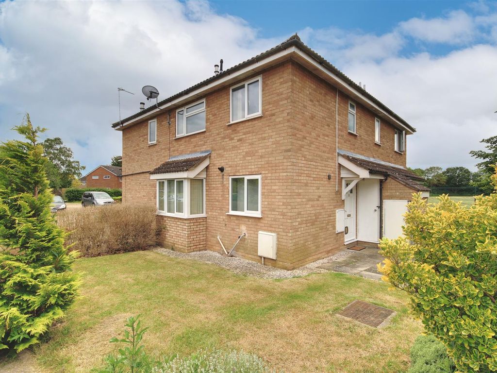 2 bed detached house to rent in Orwell Close, St. Ives, Huntingdon PE27