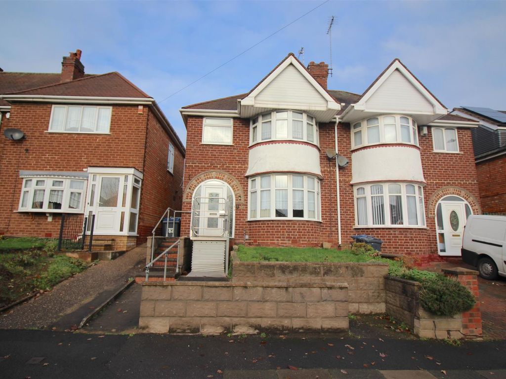 3 bed semidetached house for sale in Moat Lane, Yardley, Birmingham