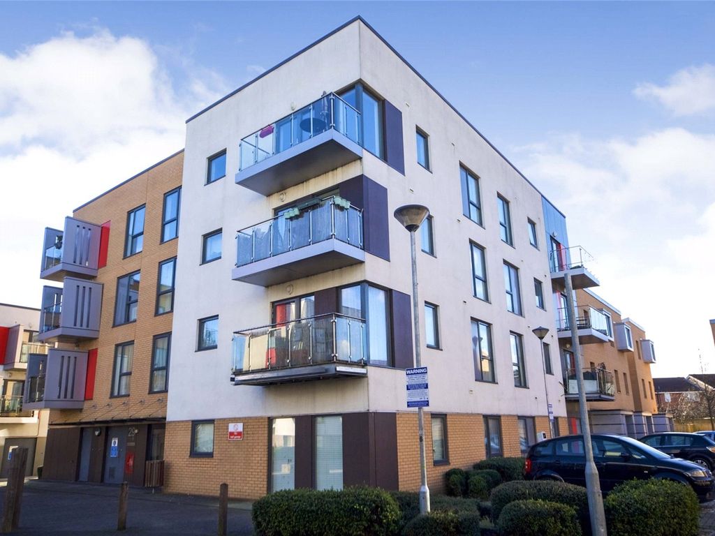 Runnerstone Court, 29 Watermill Lane, London N18  