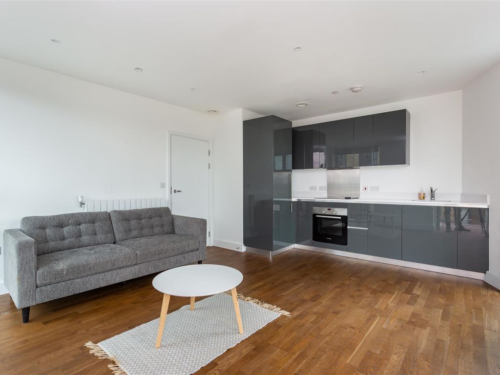 1 bed flat to rent in House, Victory Parade, Woolwich SE18