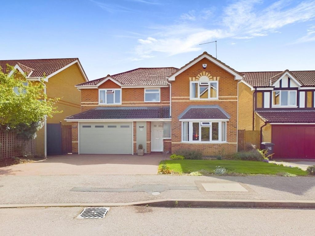 4 bed detached house for sale in Kirby Close, Wootton, Northampton NN4