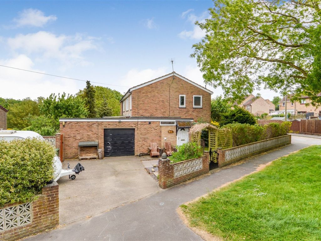 4 bed semidetached house for sale in The Street, Upper Halling