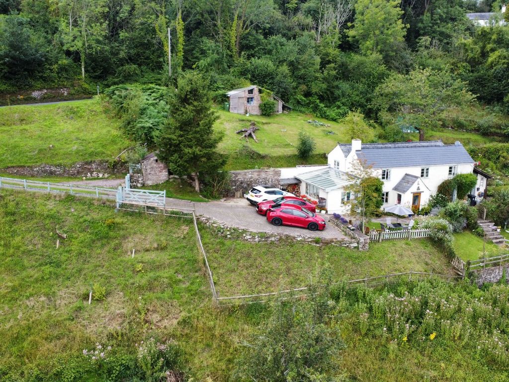 4 bed detached house for sale in Pear Tree Cottage, Viney Hill, Lydney