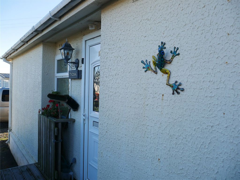 2 bed property for sale in Dinas Cross Country Club, Dinas Cross