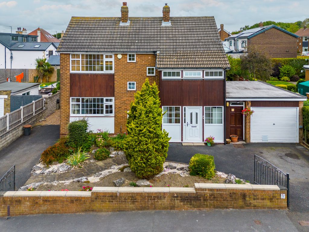 Grange View Gardens Leeds LS17  