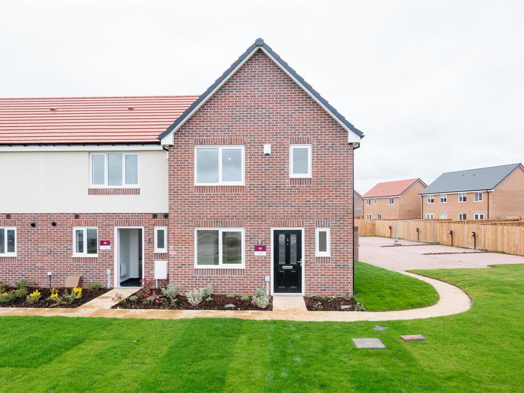 3 bed terraced house to rent in Bridges Close, Ferriby Fields, Grimsby