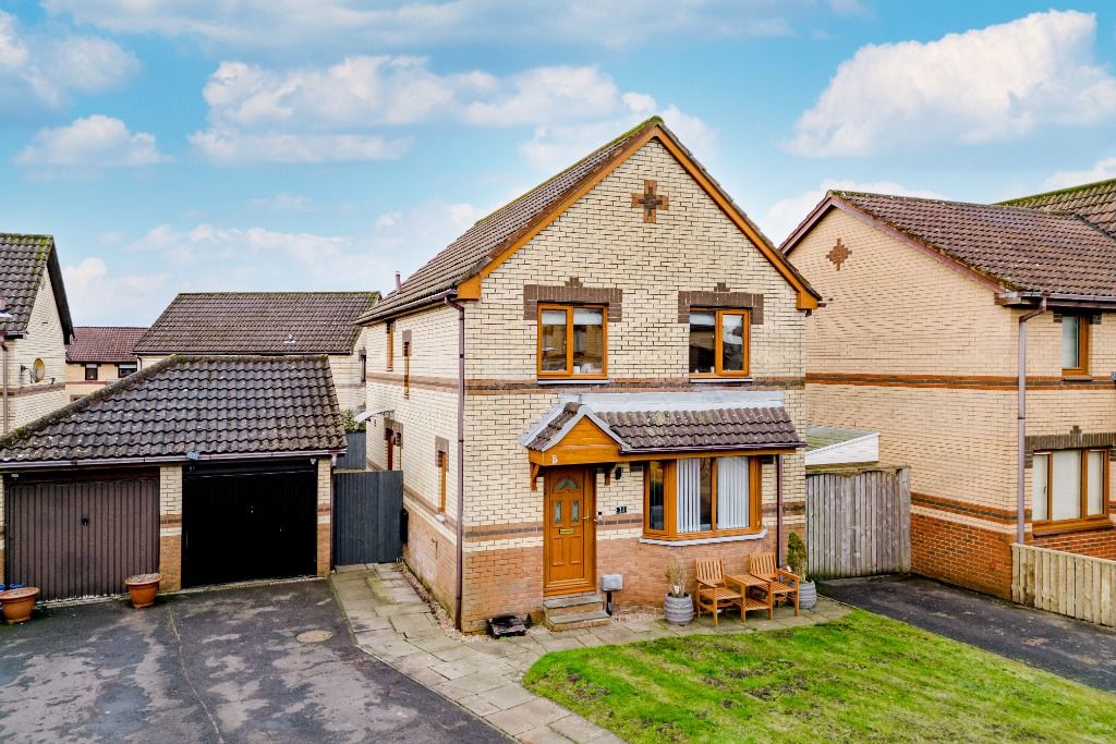 4 bed detached house for sale in Winstanley Wynd, Kilwinning, North
