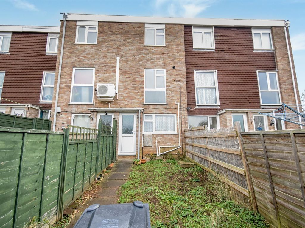 2 bed to rent in Malvern Drive, Warmley, Bristol BS30 Zoopla