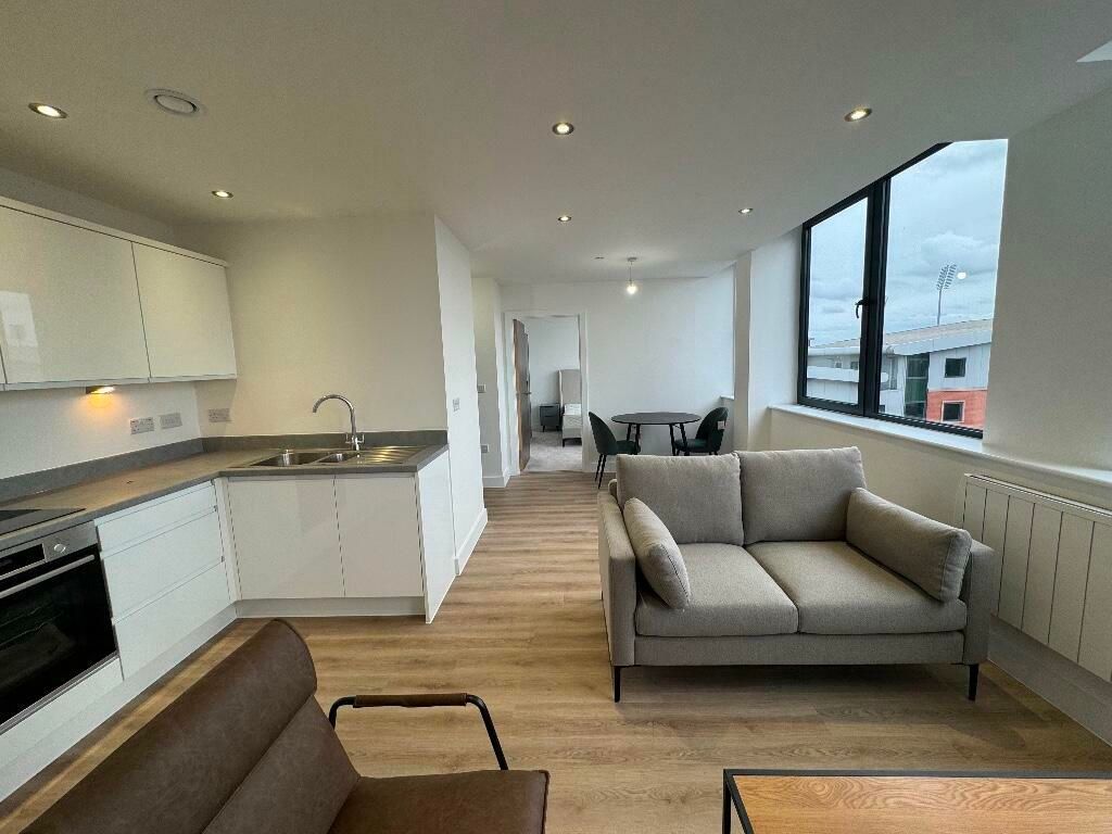 1 bed flat to rent in Talbot Road, Manchester M16, £1,000 pcm Zoopla