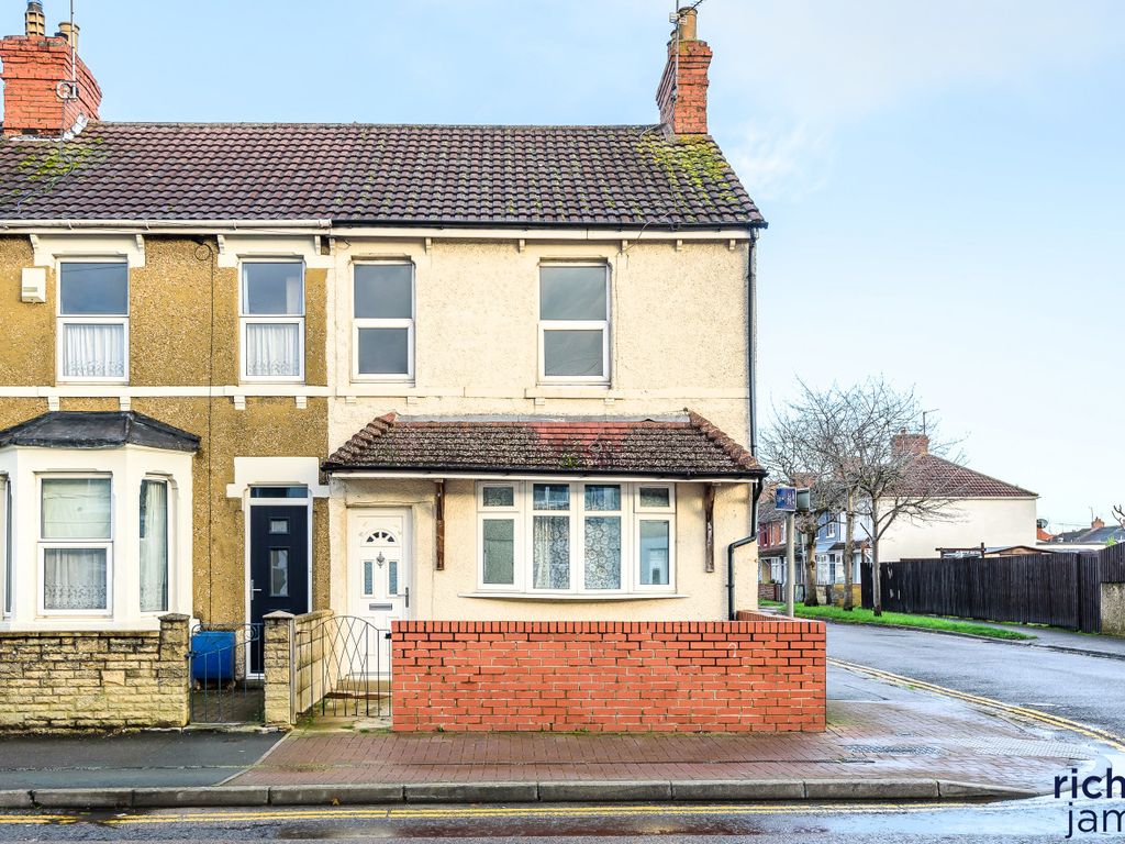 Cricklade Road, Gorse Hill, Swindon, Wiltshire SN2  