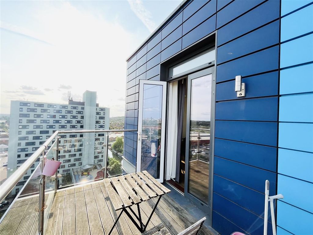 1 bed flat for sale in Venice House, Hatton Road, Wembley HA0 Zoopla