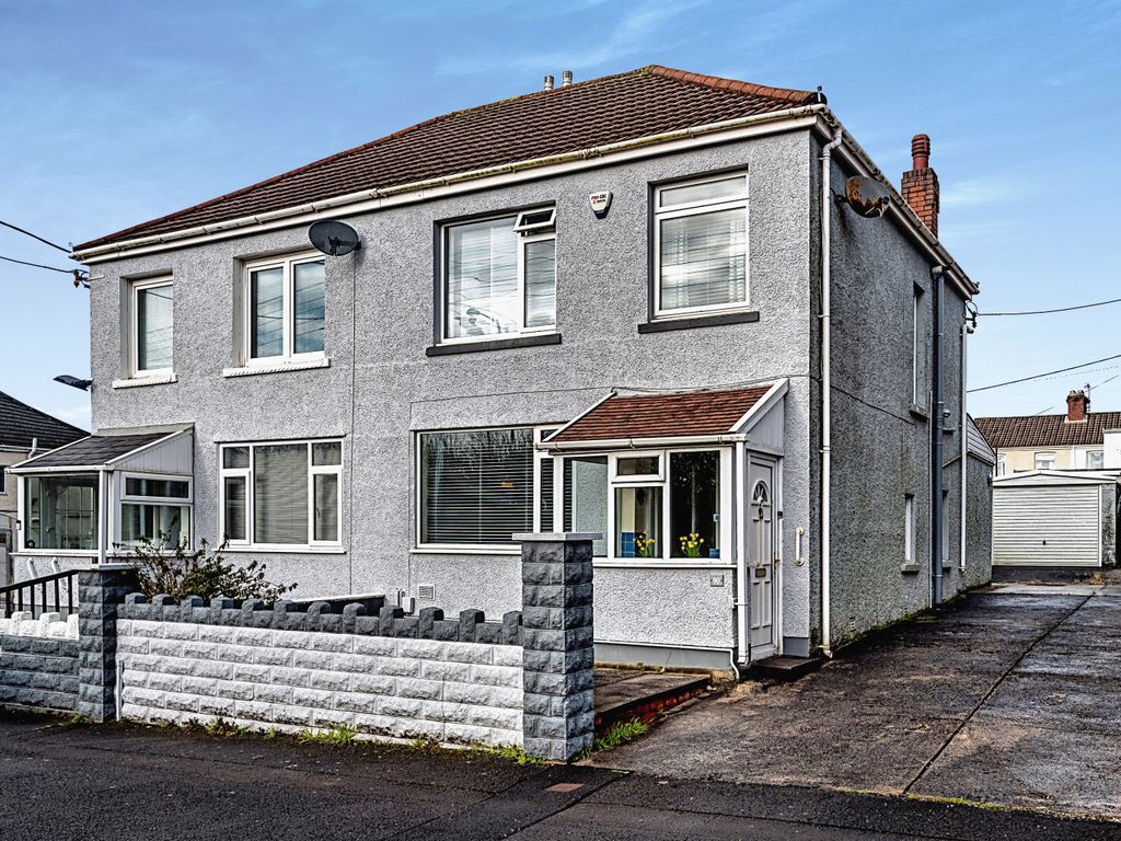 3 bed semidetached house for sale in Swansea Road, Gorseinon, Swansea