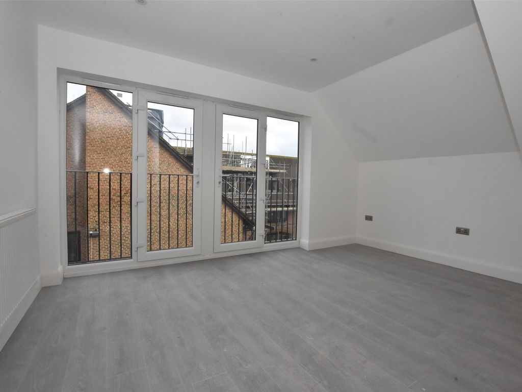 New home, 1 bed flat for sale in Victoria Road, Horley, Surrey RH6 Zoopla