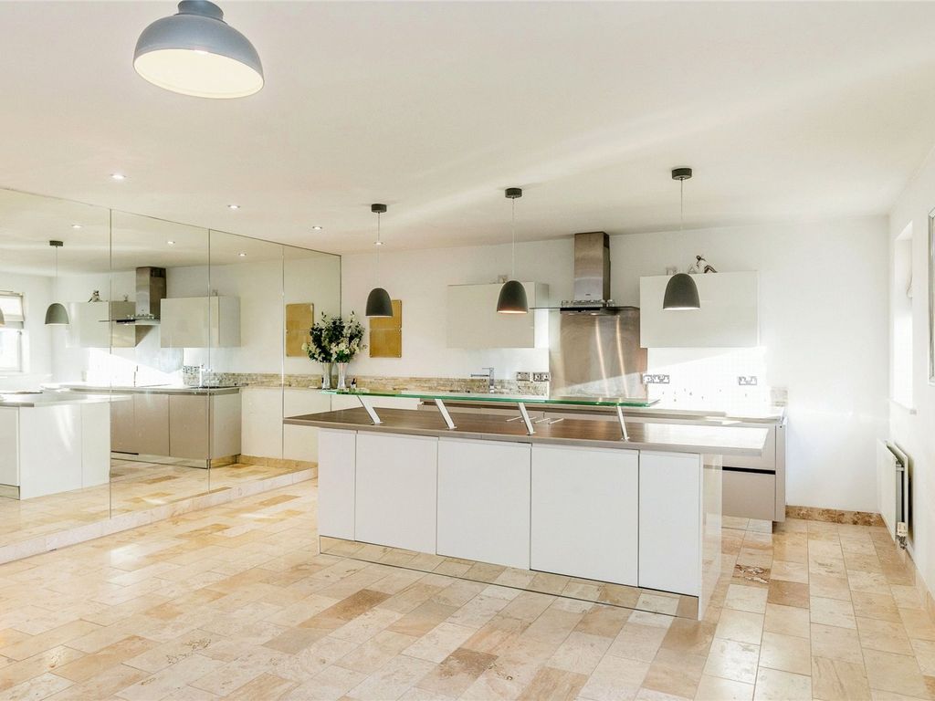 3 bed flat for sale in Lower Burlington Road, Portishead, Bristol