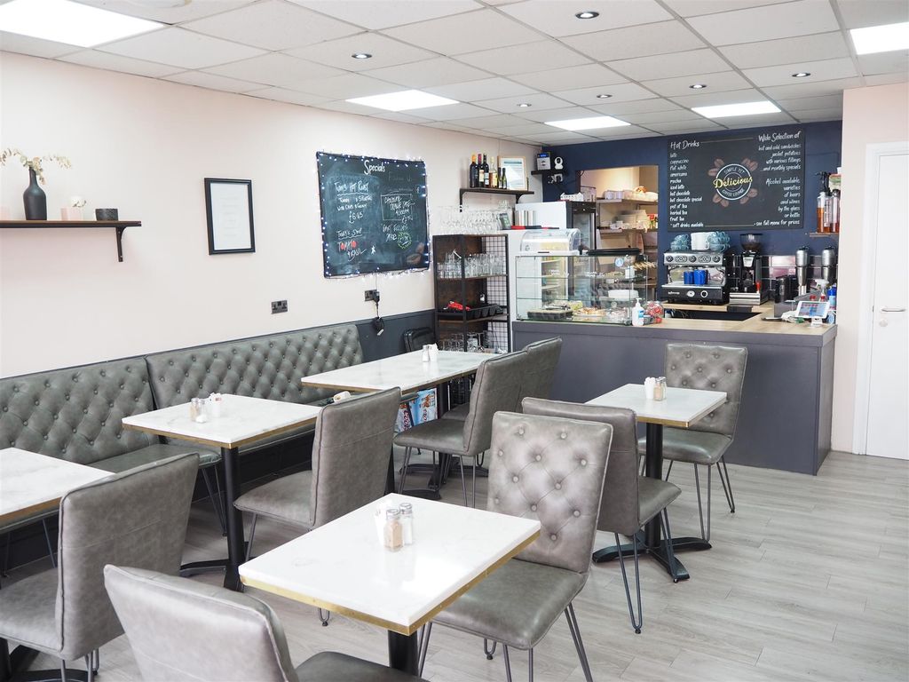 Restaurant/cafe for sale in Cafe & Sandwich Bars HX1, West Yorkshire