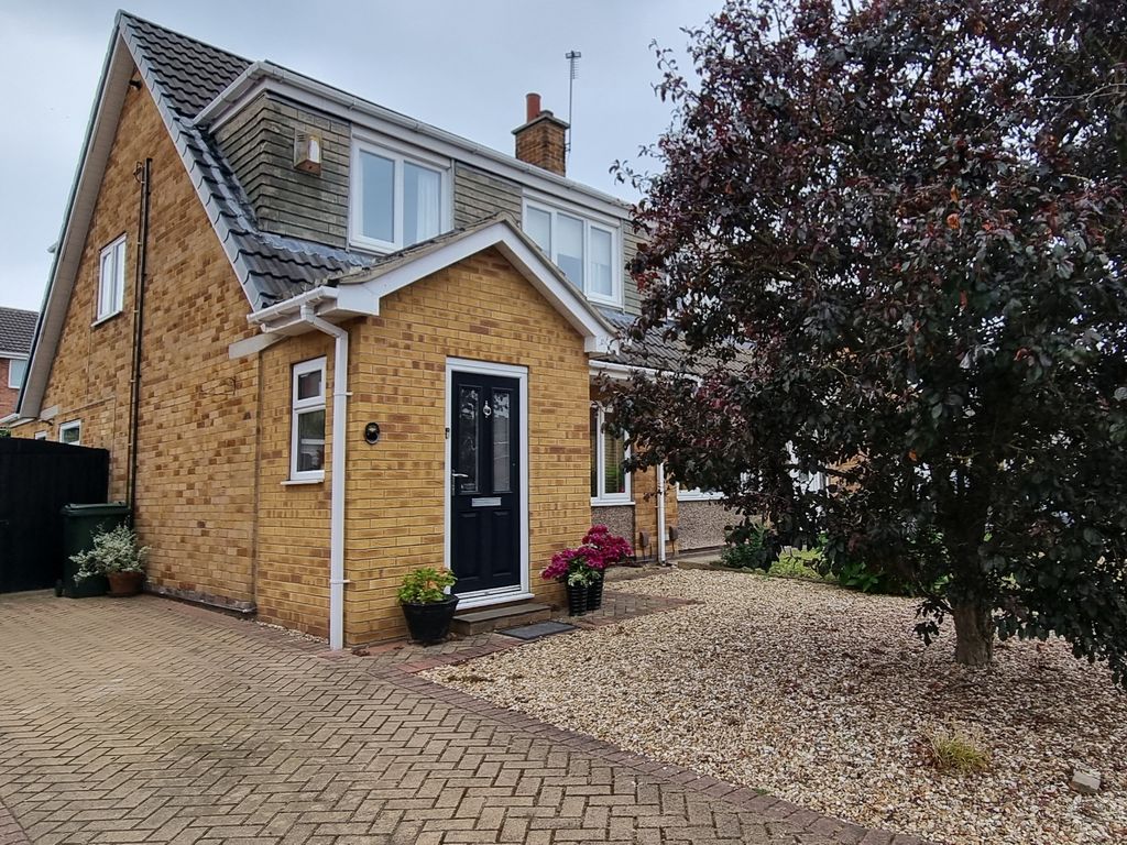 3 bed semidetached house for sale in Ambleside Crescent, Sprotbrough