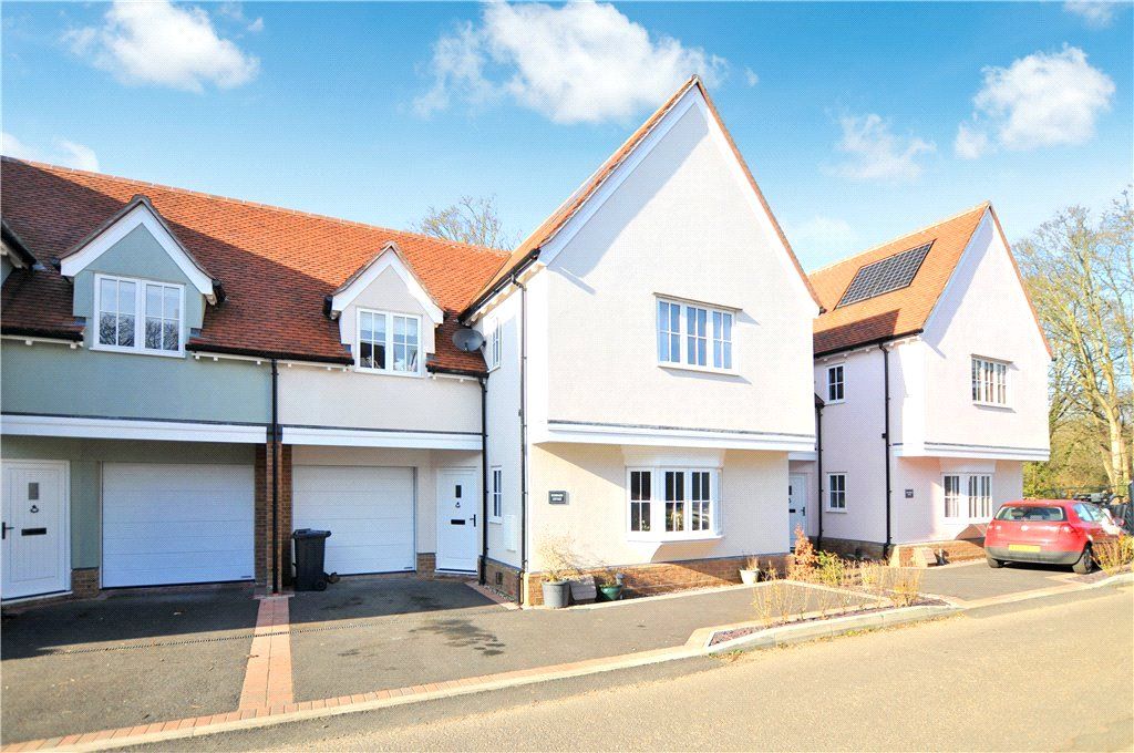 4 bed town house for sale in St. Peters View, Sible Hedingham, Halstead