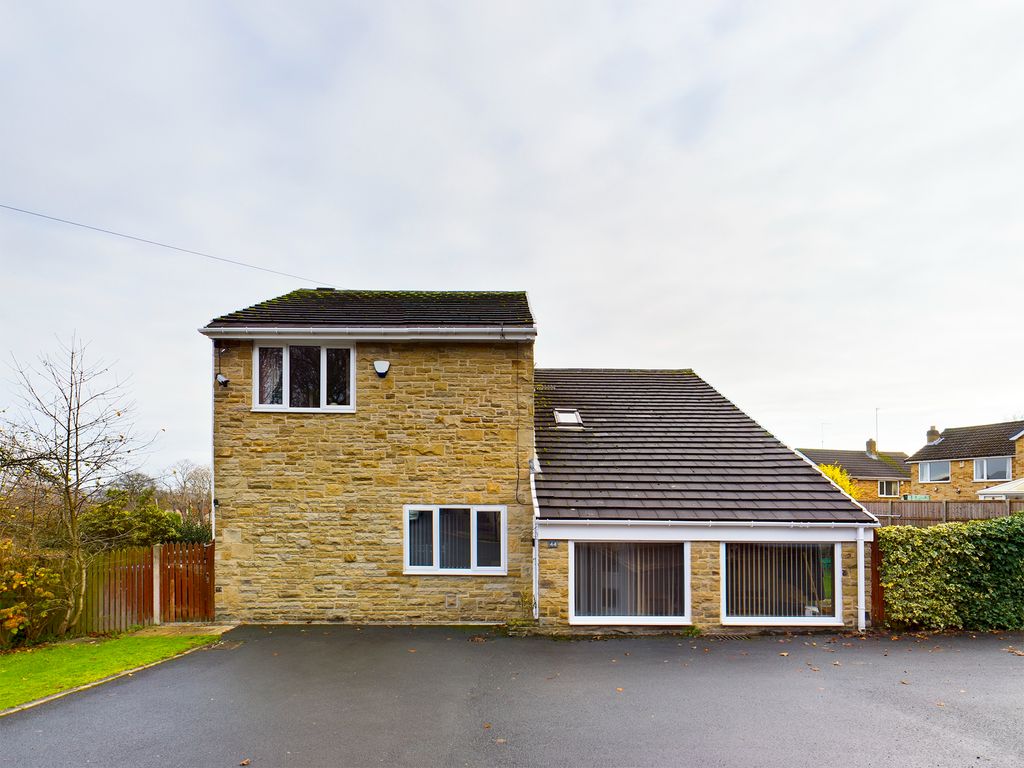 5 bed detached house for sale in Park Road, Eccleshill, Bradford BD10