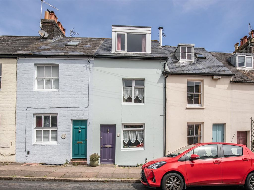 3 bed terraced house for sale in De Montfort Road, Lewes BN7, £575,000
