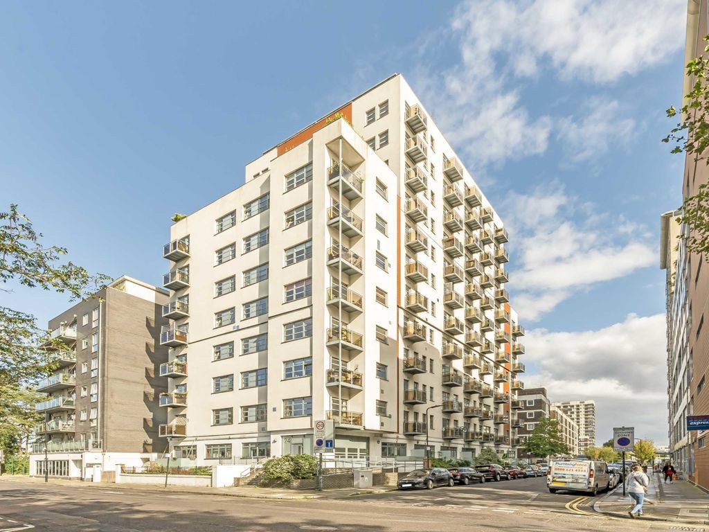 2 bed flat to rent in Southgate Road, London N1, £2,496 pcm Zoopla