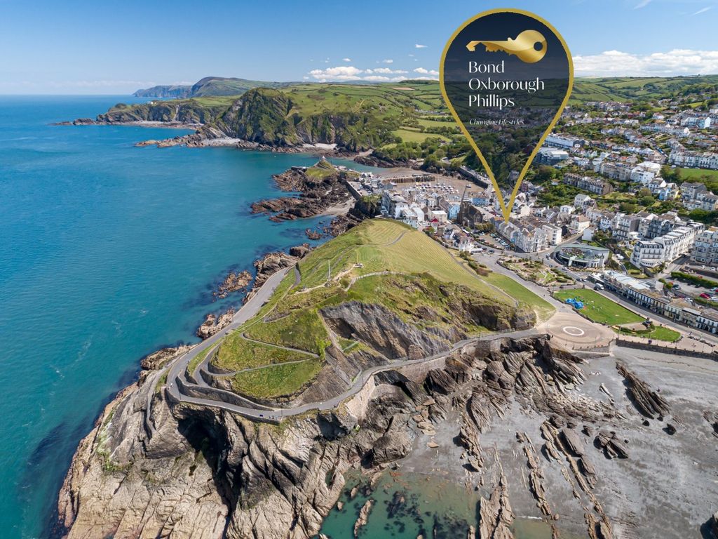 3 bed semidetached house for sale in Home Place, High Street, Combe