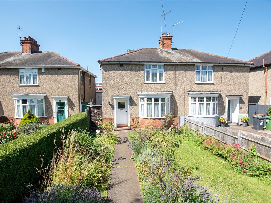 3 bed semidetached house for sale in Gold Street, Wellingborough NN8 Zoopla