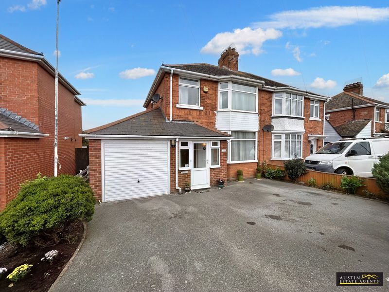 3 bed semidetached house for sale in Portland Road, Wyke Regis