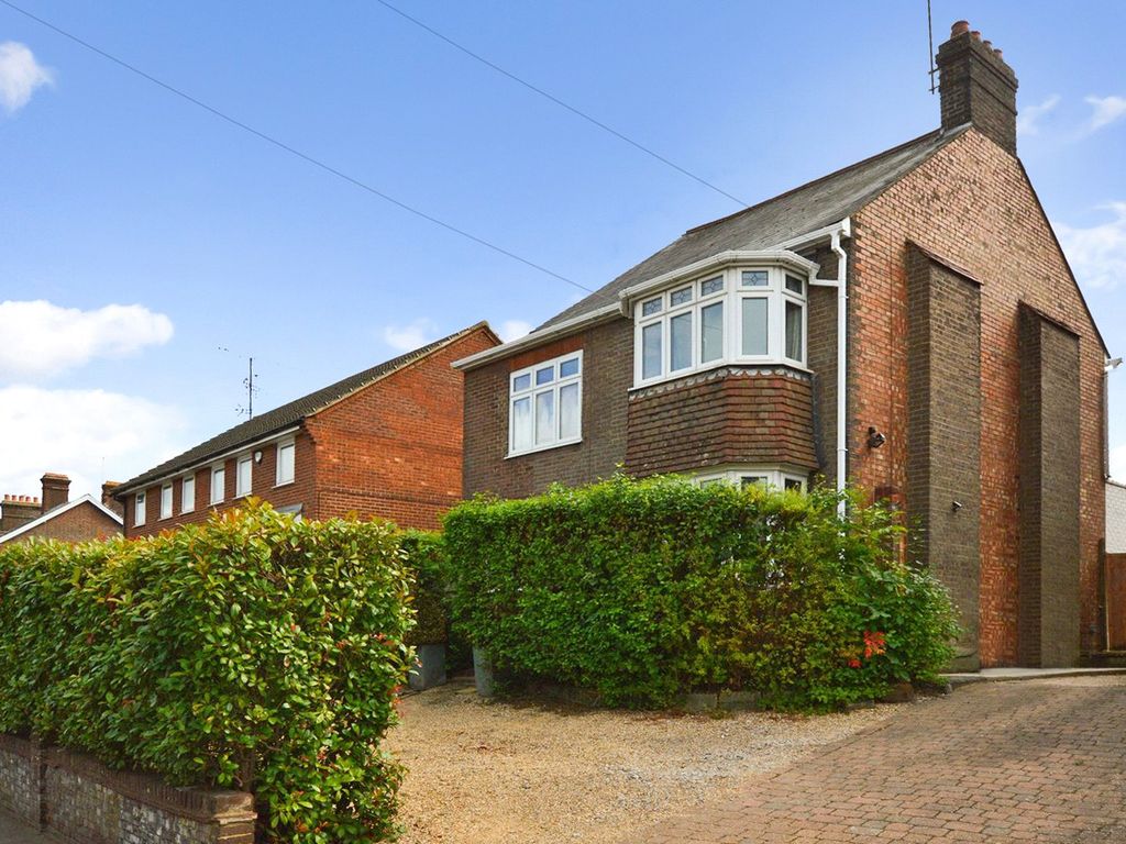 4 bed detached house for sale in West Street, Dunstable, Bedfordshire LU6 Zoopla