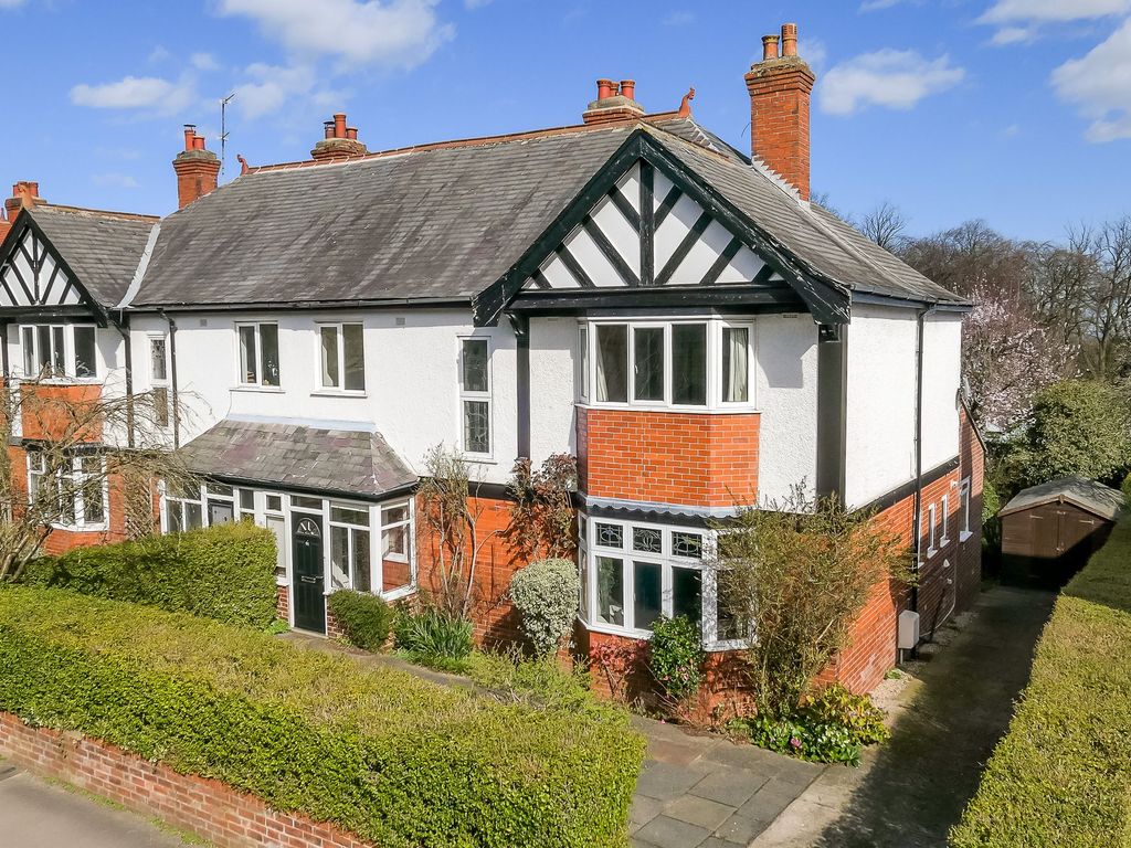 4 bed semidetached house for sale in West End Avenue, Harrogate HG2
