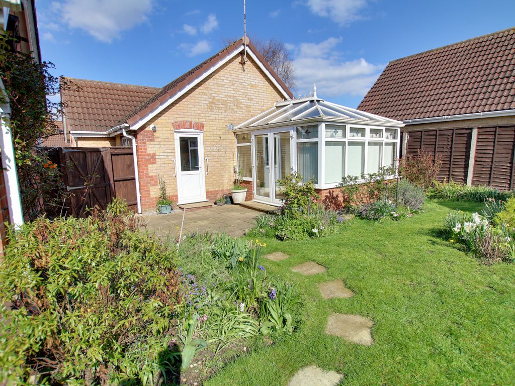2 bed detached bungalow for sale in Cawood Close, March PE15 Zoopla