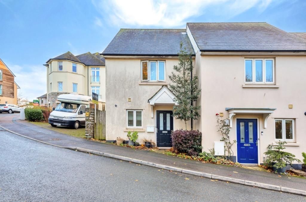 2 bed end terrace house to rent in St Marys Hill, Brixham, Devon TQ5