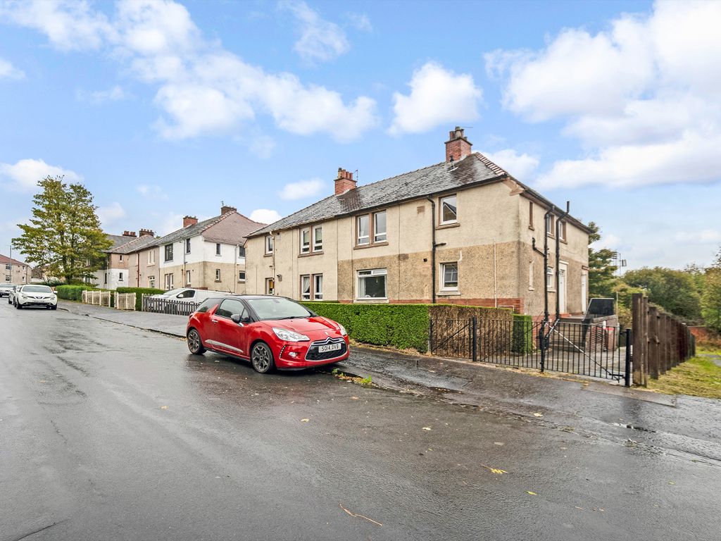 2 bed flat for sale in Hillcrest Avenue, Coatbridge ML5, £75,000 Zoopla