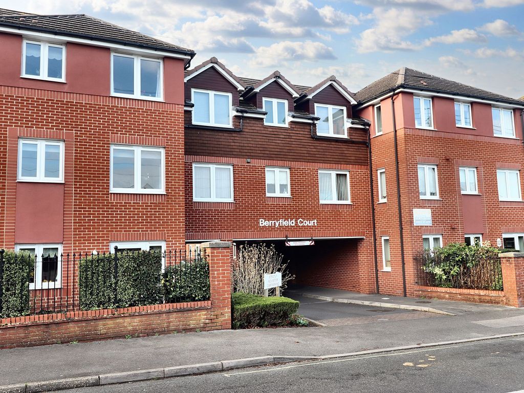 1 bed flat for sale in Bursledon Road, Hedge End SO30, £165,000 Zoopla