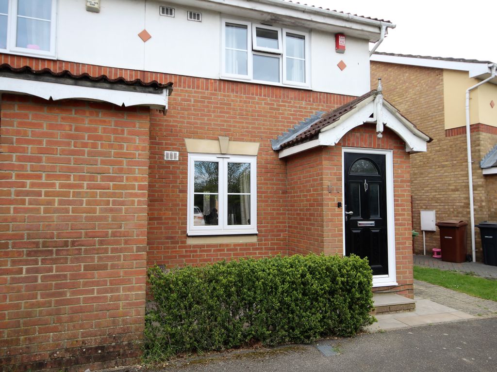 2 bed end terrace house to rent in Grifon Road, Grays RM16 Zoopla