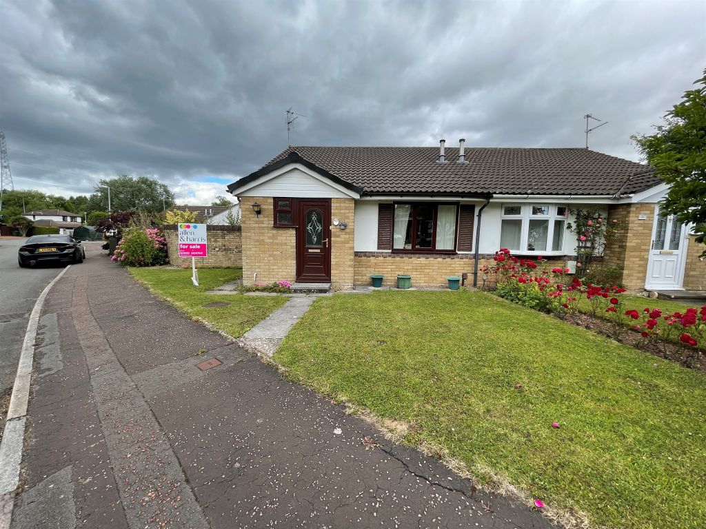 2 bed semidetached bungalow for sale in MaesYCrochan, St. Mellons