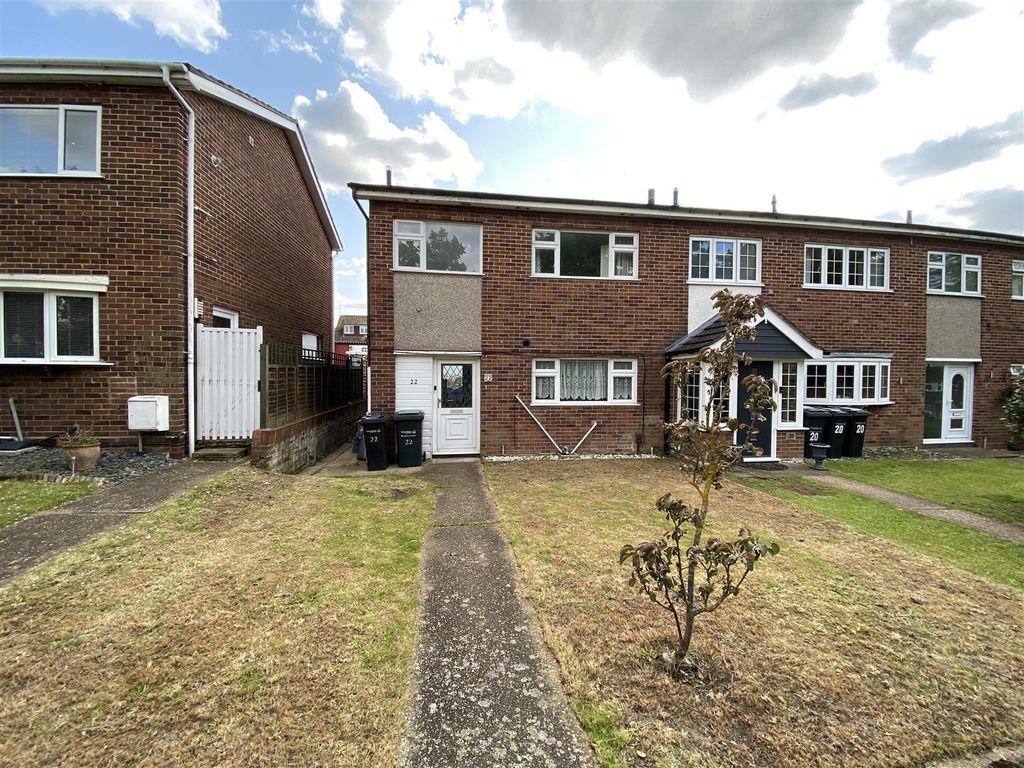 4 bed property to rent in Nickleby Road, Gravesend DA12 Zoopla