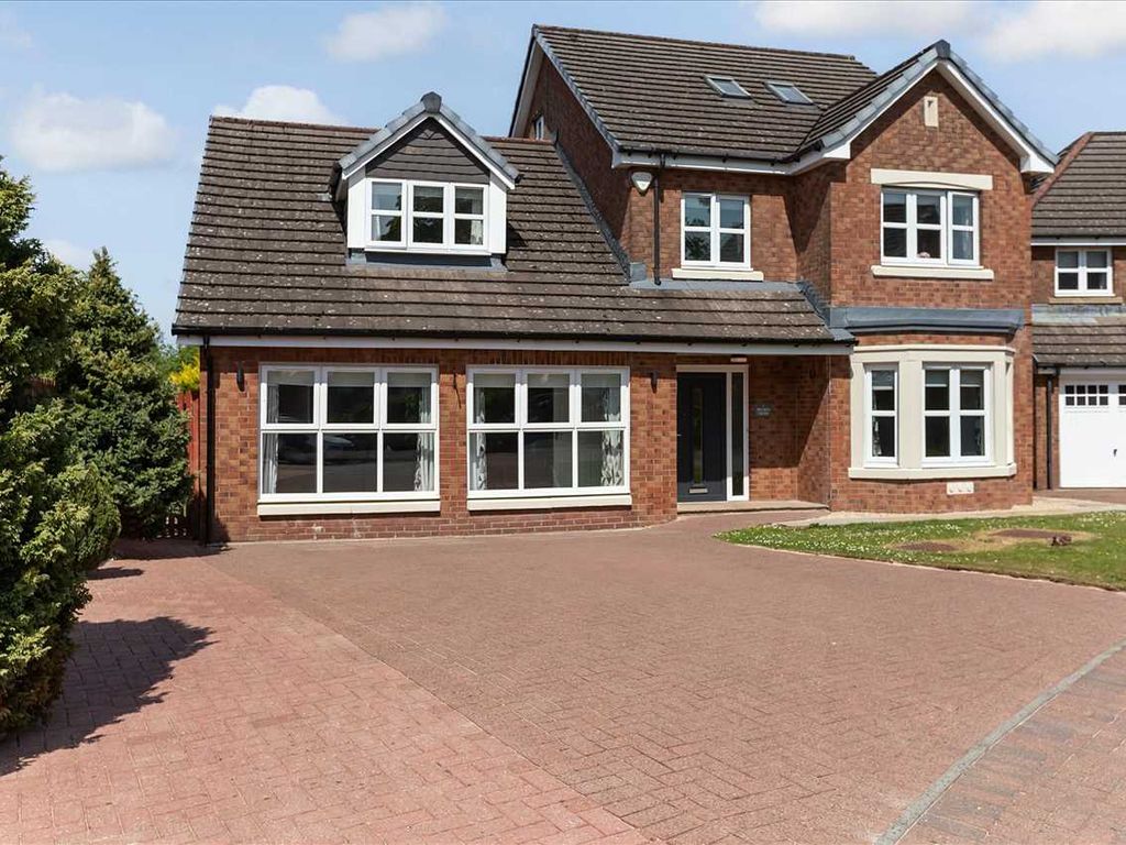 5 bed detached house for sale in Polden Court, Lindsayfield, East Kilbride G75 Zoopla