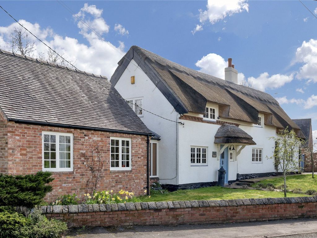 4 bed detached house for sale in Packington, AshbyDeLaZouch
