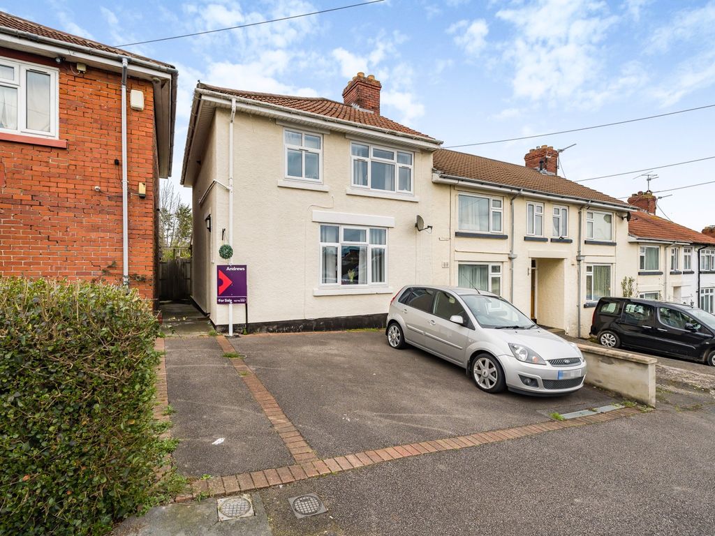 3 bed semidetached house for sale in Bankside Road, Brislington BS4