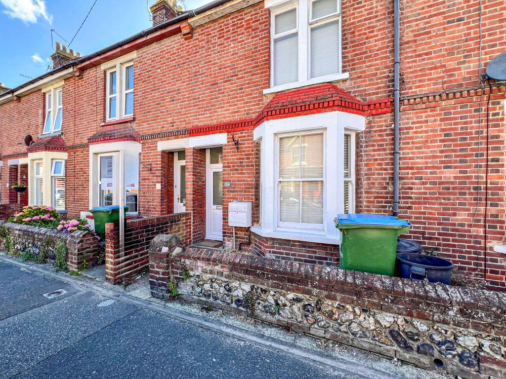 3 bed property to rent in Queen Street, Littlehampton BN17, £1,250 pcm