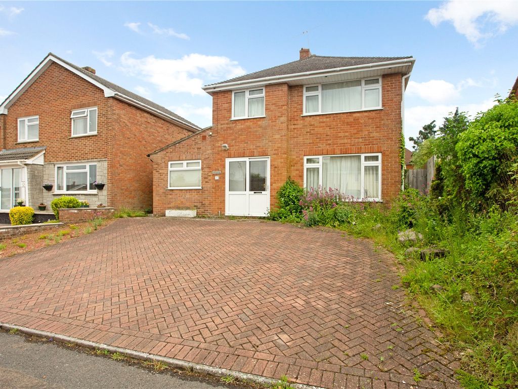 3 bed detached house for sale in Verona Road, Salisbury, Wiltshire SP1
